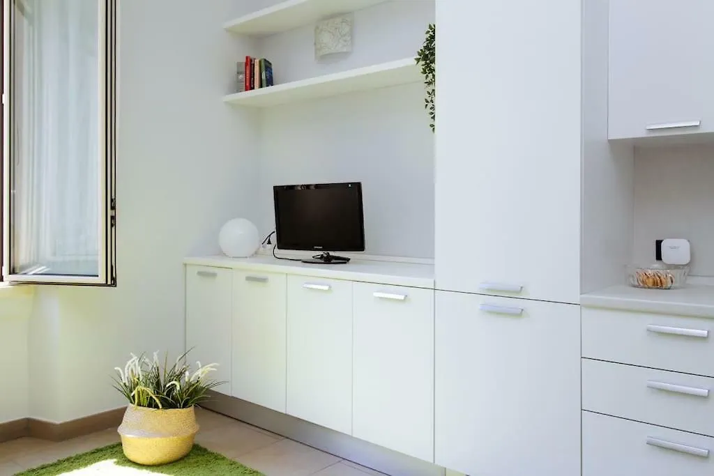 Apartment Spacious And New Apt In Citta Studi Milan Italy