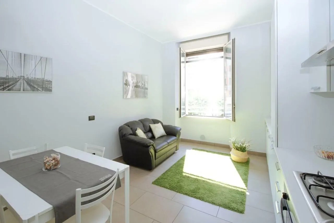 Spacious And New Apt In Citta Studi Milan Italy