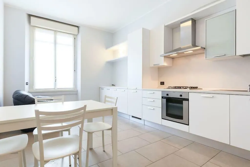 Apartment Spacious And New Apt In Citta Studi Milan