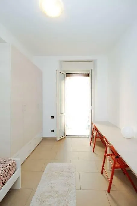 Apartment Spacious And New Apt In Citta Studi Milan