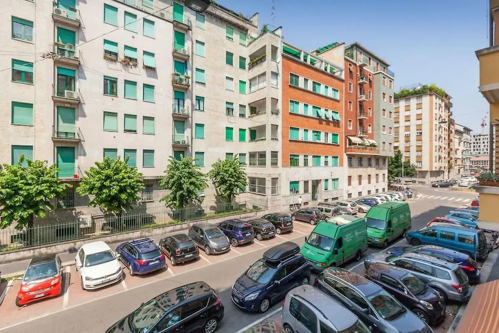 Spacious And New Apt In Citta Studi Milan Apartment
