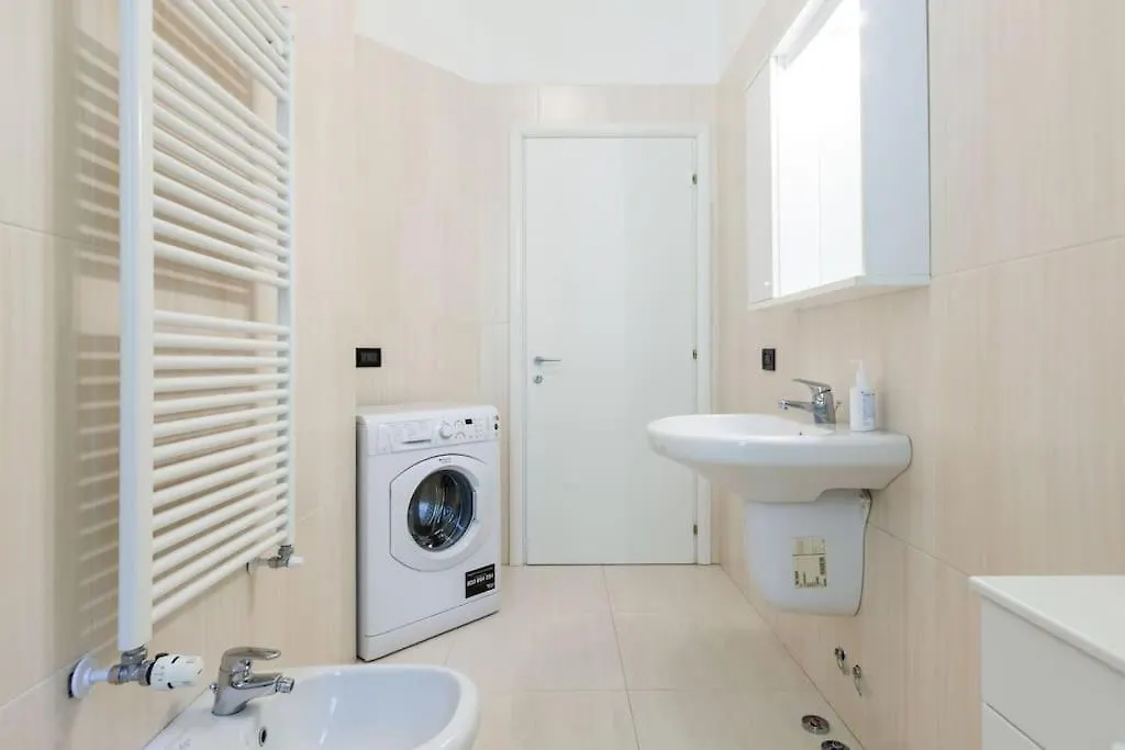 Spacious And New Apt In Citta Studi Milan 0*,  Italy
